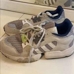 ADIDAS TORSION SNEAKERS